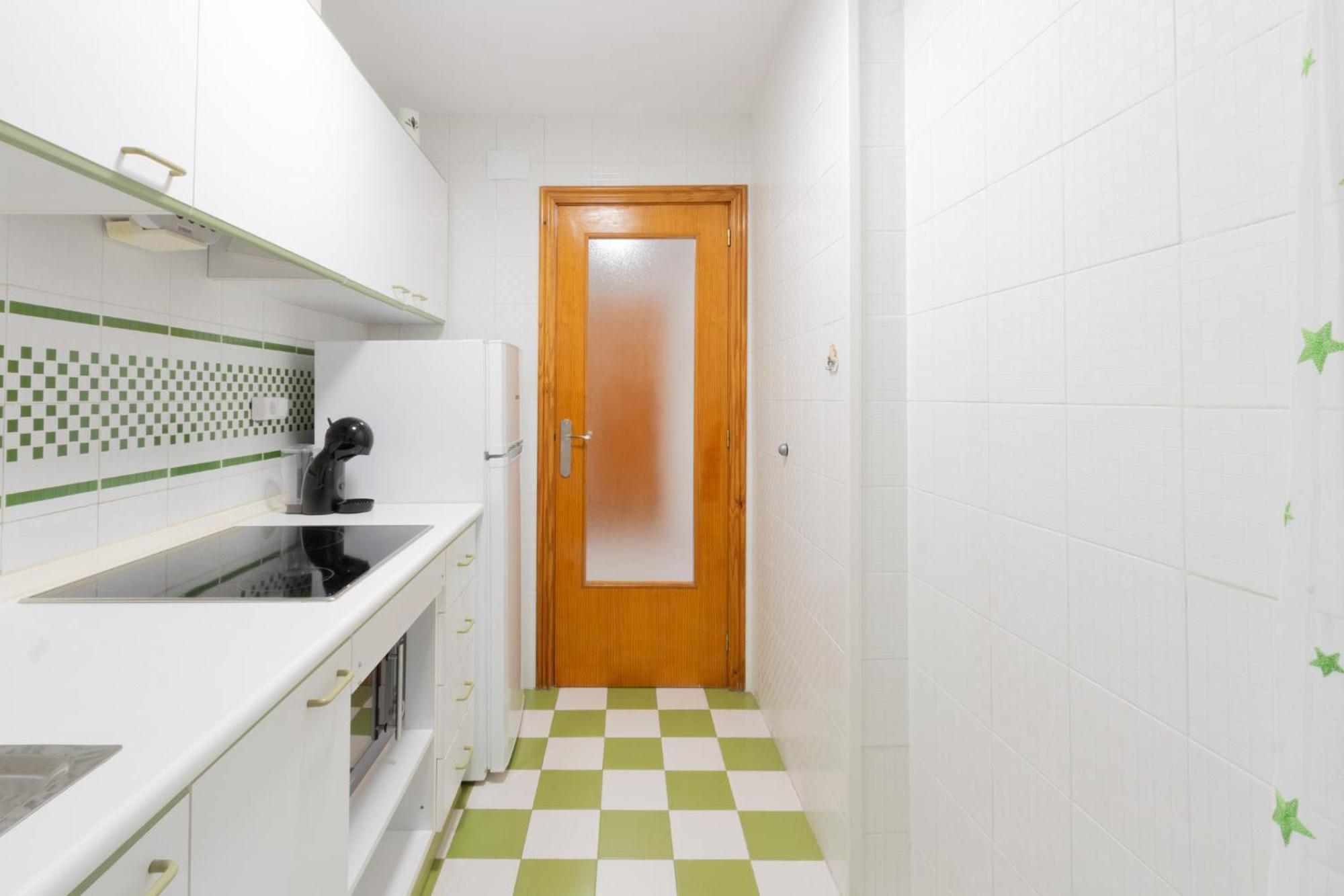 Menabrea Holiday House Near The Beach And Airport سانتا بولا المظهر الخارجي الصورة